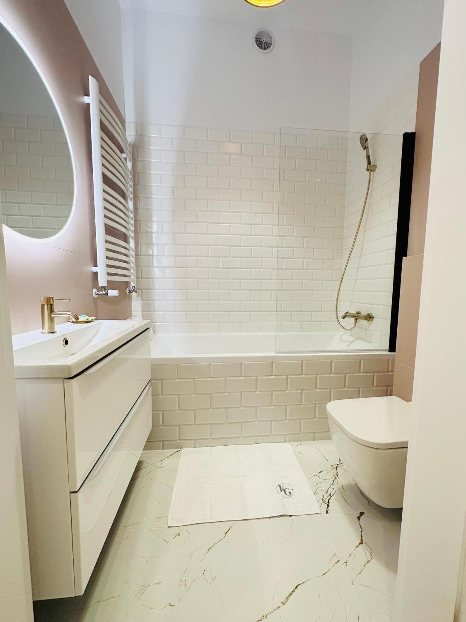 Apartment Kamienica Gwiazda - Centrum Miasta, Parking Gratis Krynica-Zdrój